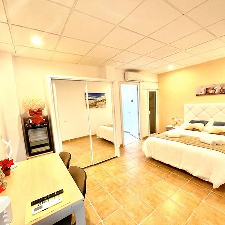 Lovely Apartment Near Beach & Science City Valence Extérieur photo