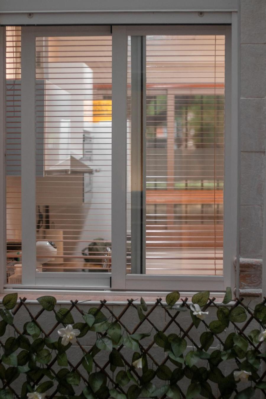 Lovely Apartment Near Beach & Science City Valence Extérieur photo