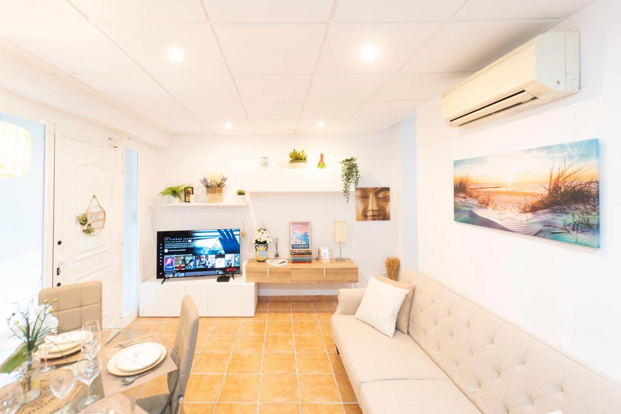 Lovely Apartment Near Beach & Science City Valence Extérieur photo